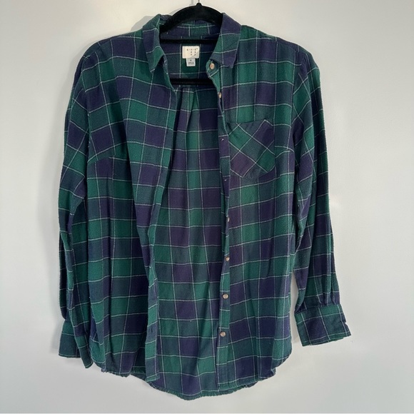 a new day Tops - A New Day Green and Navy Plaid Flannel Size Small
